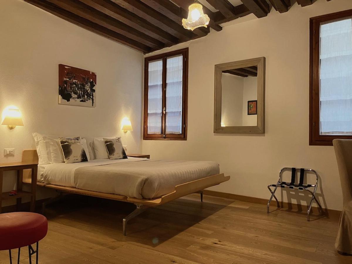 B&B Residenza Corte Antica Venedig Exteriör bild