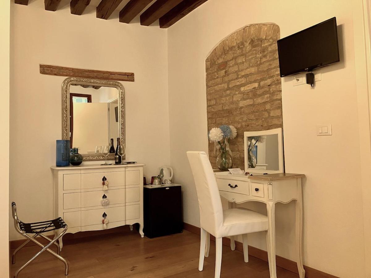 B&B Residenza Corte Antica Venedig Exteriör bild