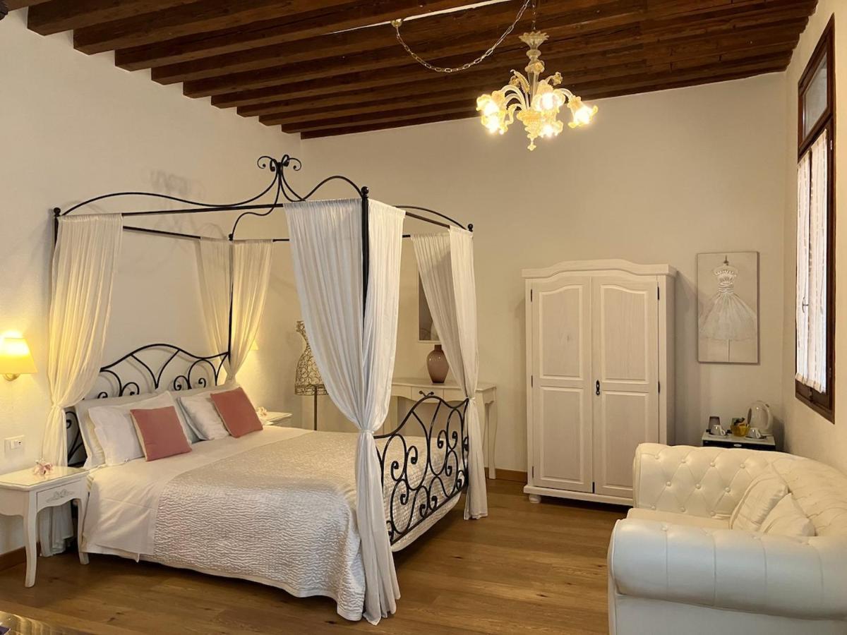 B&B Residenza Corte Antica Venedig Exteriör bild